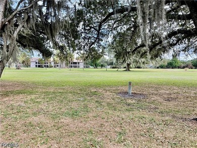 Affordable 2 bedroom 2 bath GROUND FLOOR CORNER UNIT in Golfside - photo 28
