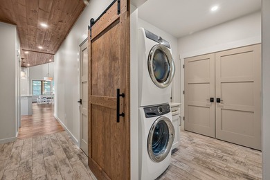 DALLAS PLANTATION - Designed by ENS Associates, this exceptional - photo 34