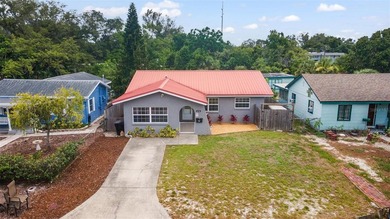 Fantastic opportunity to own this well-maintained block home in - photo 2
