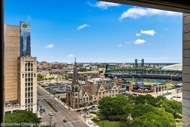 The Residences at Hotel David Whitney: an unparalleled lifestyle - photo 4