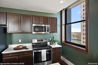 The Residences at Hotel David Whitney: an unparalleled lifestyle - photo 9