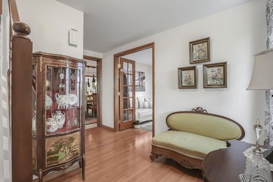 Welcome to Hideaway Hills and this spacious, beautifully updated - photo 10