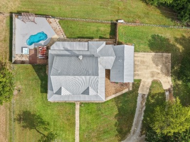 2.33-Acre Country Estate with Pool, Spa & Pond - photo 47