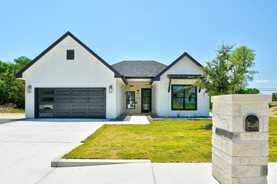 Guadalupe River - Kerr County Home For Sale in Kerrville Texas