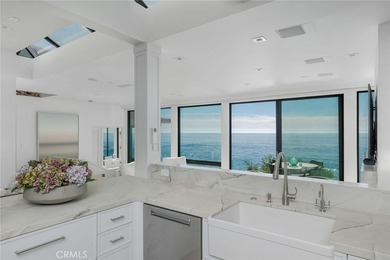 An extraordinary example of contemporary Chris Abel-designed - photo 12