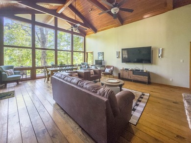 Enjoy lake life at its finest with this beautiful 4-bedroom - photo 3