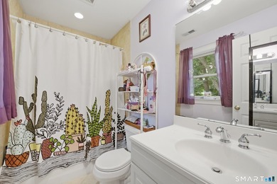 Thoughtfully designed for both comfortable everyday living and - photo 20