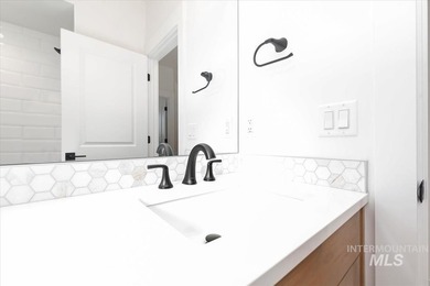 Experience luxury and leisure in The Maple by Tresidio Homes, an - photo 29
