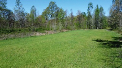 YOUTUBE Escape to your private hunting paradise, located in - photo 33