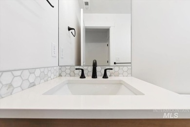 Experience luxury and leisure in The Maple by Tresidio Homes, an - photo 35