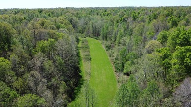 YOUTUBE Escape to your private hunting paradise, located in - photo 37
