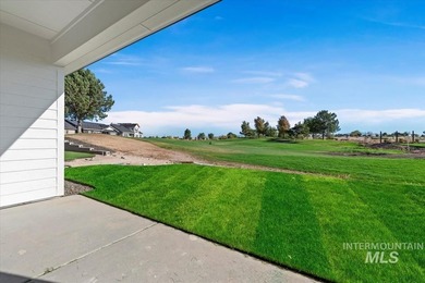 Experience luxury and leisure in The Maple by Tresidio Homes, an - photo 38