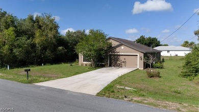 4BR/2BA home with 1,853 sq ft, located near SR 82 . Situated on - photo 2