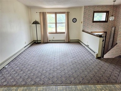 This raised ranch offers 3 bedrooms, one bathroom, galley - photo 8
