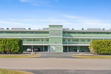 Port Charlotte Waterway Area Condo Sale Pending in Port Charlotte Florida