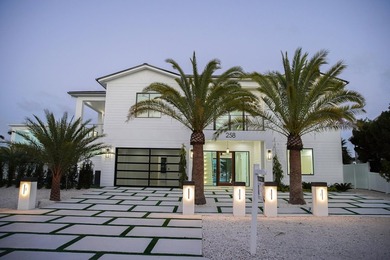 Stunning brand-new waterfront estate offering 6 bedrooms and 8 - photo 6