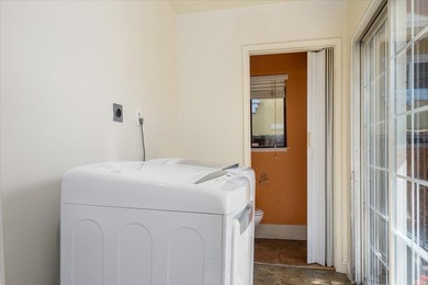 Rare Willow Glen opportunity with massive upside. Whether you - photo 14