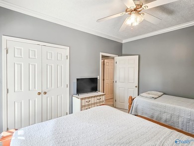 Additional listing photo 4