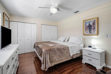 Beautiful, impeccably maintained, move-in ready 3/2/2 in the - photo 21