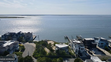 LOCATION! LOCATION! LOCATION! Exceptional bayfront opportunity - photo 4