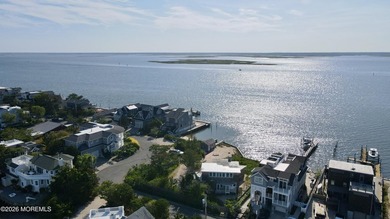 LOCATION! LOCATION! LOCATION! Exceptional bayfront opportunity - photo 5