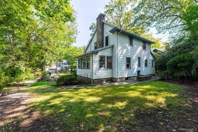 Classic Colonial Charm in a Picturesque warmth of Village Life! - photo 29