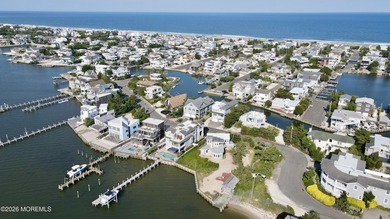 LOCATION! LOCATION! LOCATION! Exceptional bayfront opportunity - photo 10