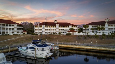 INCREDIBLE VIEWS & COASTAL LIVING AT ITS FINEST! Wake up each