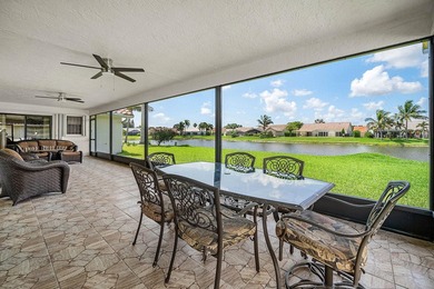 Beautiful, impeccably maintained, move-in ready 3/2/2 in the - photo 32