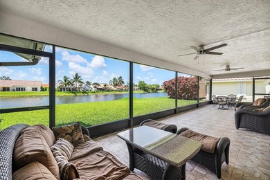 Beautiful, impeccably maintained, move-in ready 3/2/2 in the - photo 34