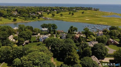 This is why so many people fall in love with Southport. Set on - photo 37