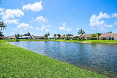 Beautiful, impeccably maintained, move-in ready 3/2/2 in the - photo 41