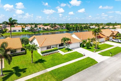 Beautiful, impeccably maintained, move-in ready 3/2/2 in the - photo 45