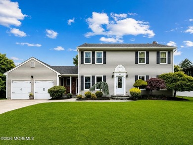 Welcome to this stunning Colonial tucked away on a private - photo 1