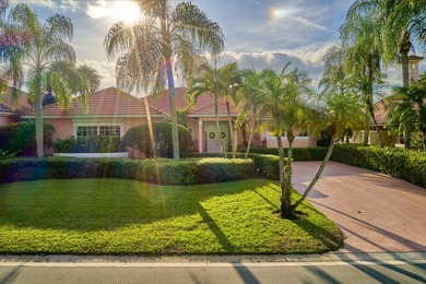 Welcome to this beautifully maintained one-story residence - photo 1
