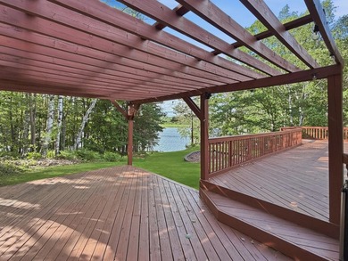 Only a 10-minute boat ride to Hodag Park! This beautiful 3+ - photo 2