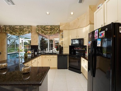 Welcome to this beautifully maintained one-story residence - photo 7