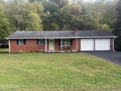 Melton Hill Lake Home Sale Pending in Clinton Tennessee