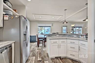 Welcome to effortless living in a desirable Boise area with easy - photo 13