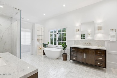 Sensational timeless traditional with a premier ''end of - photo 19