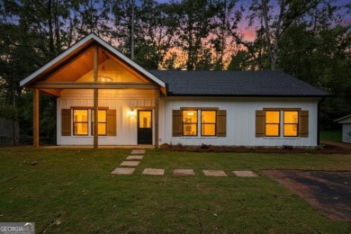 Lake Home For Sale in Eatonton, Georgia