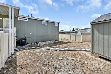 Welcome to effortless living in a desirable Boise area with easy - photo 23
