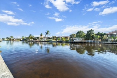 Cape Coral Lakes Area Home For Sale in Cape Coral Florida