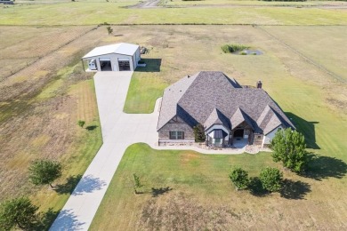 Lake Ray Roberts Home For Sale in Sanger Texas