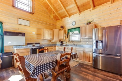 Welcome to your haven on 35.53 acres of fully fenced horse - photo 5