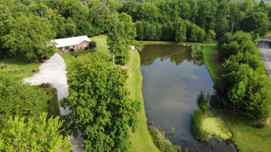 (private lake, pond, creek) Home For Sale in East Bernstadt Kentucky