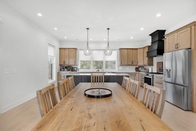 PRICE DROP!! Come take advantage of this Gorgeous, Luxury Home - photo 11