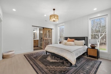 PRICE DROP!! Come take advantage of this Gorgeous, Luxury Home - photo 13