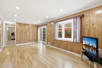 Welcome to Twin Oaks and the highly sought-after Sheila Drive in - photo 20