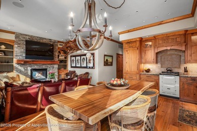 Riverfront luxury in the heart of Basalt. These two beautifully - photo 23